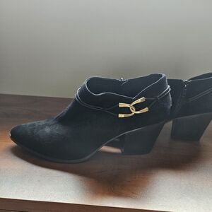 - BELLA VITA ANKLE BOOTS